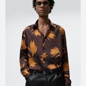 Zara Men’s shirt with brown and gold wheat / leaf design. Size Large